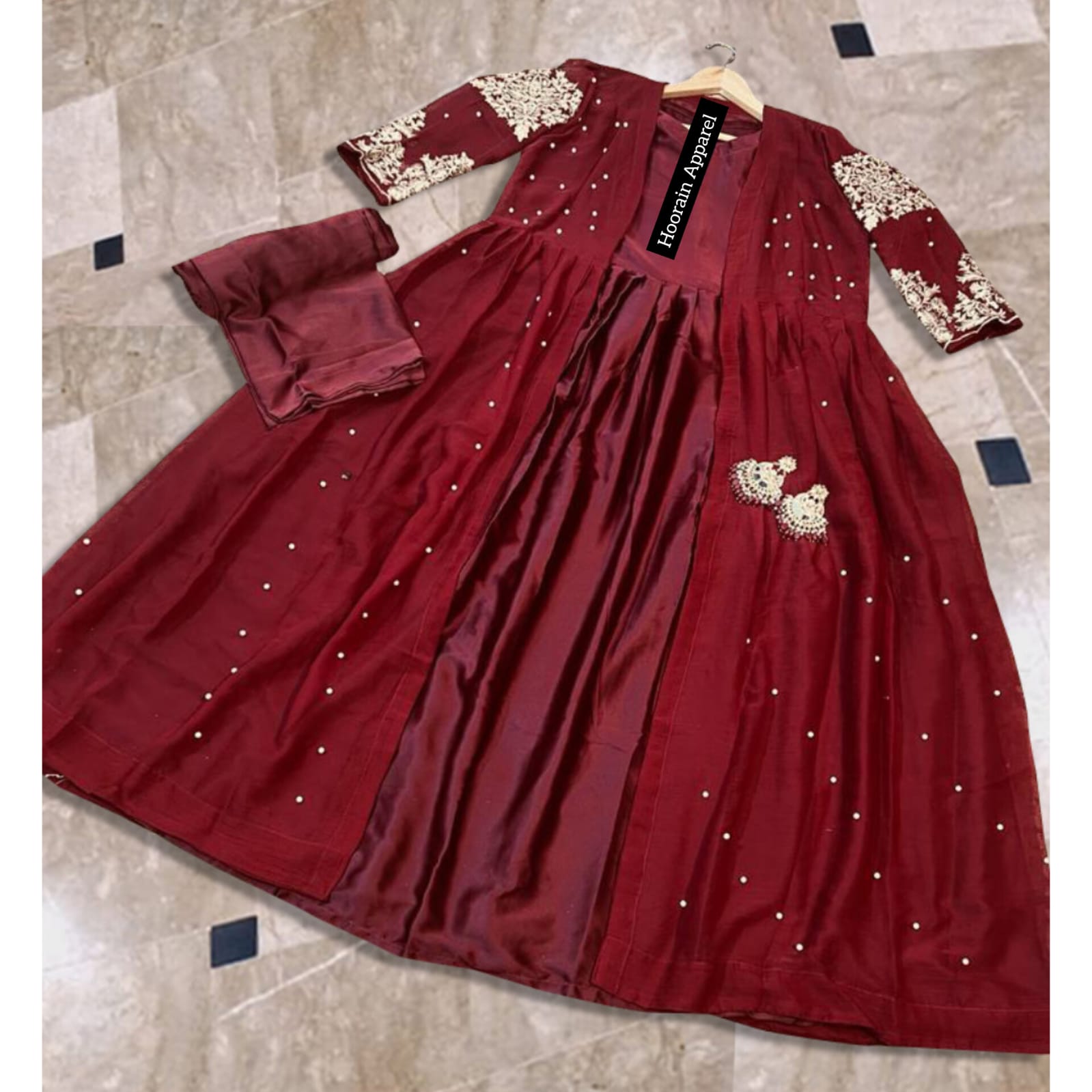 Stunning Embroidered Gown Set: Effortless Elegance!" β¨π