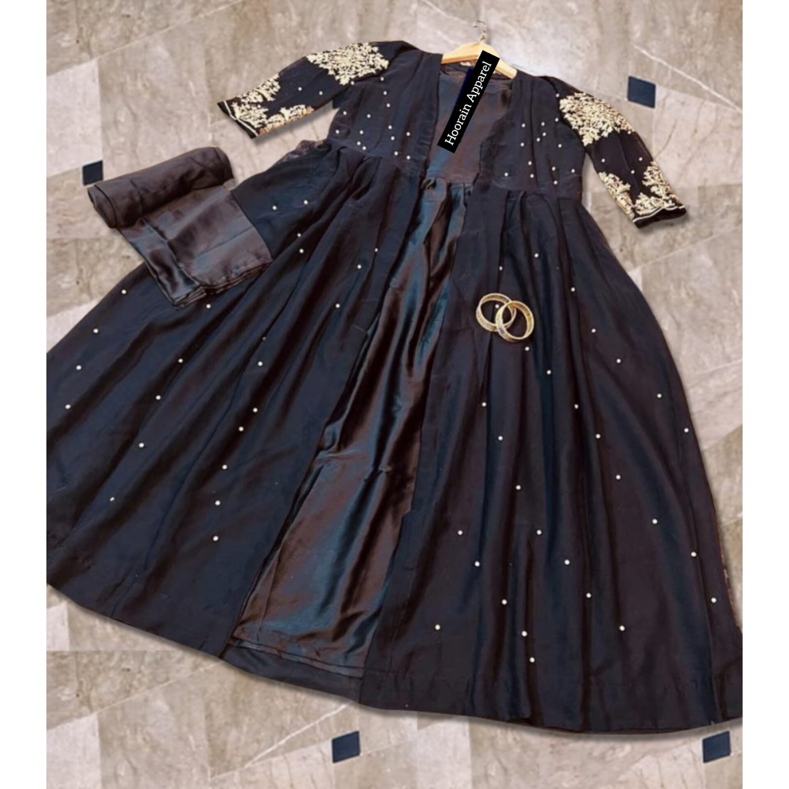 Stunning Embroidered Gown Set: Effortless Elegance!" β¨π