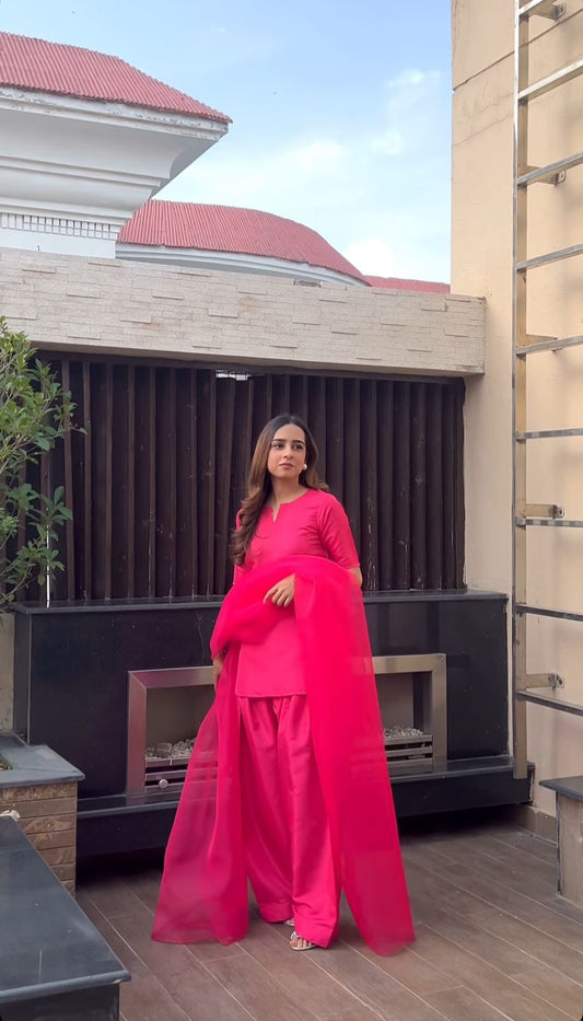 *Farshi Shalwar kameez 3pec🥰*